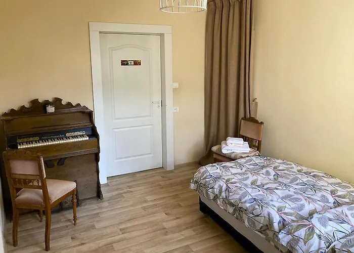 Authentic Old Studio House